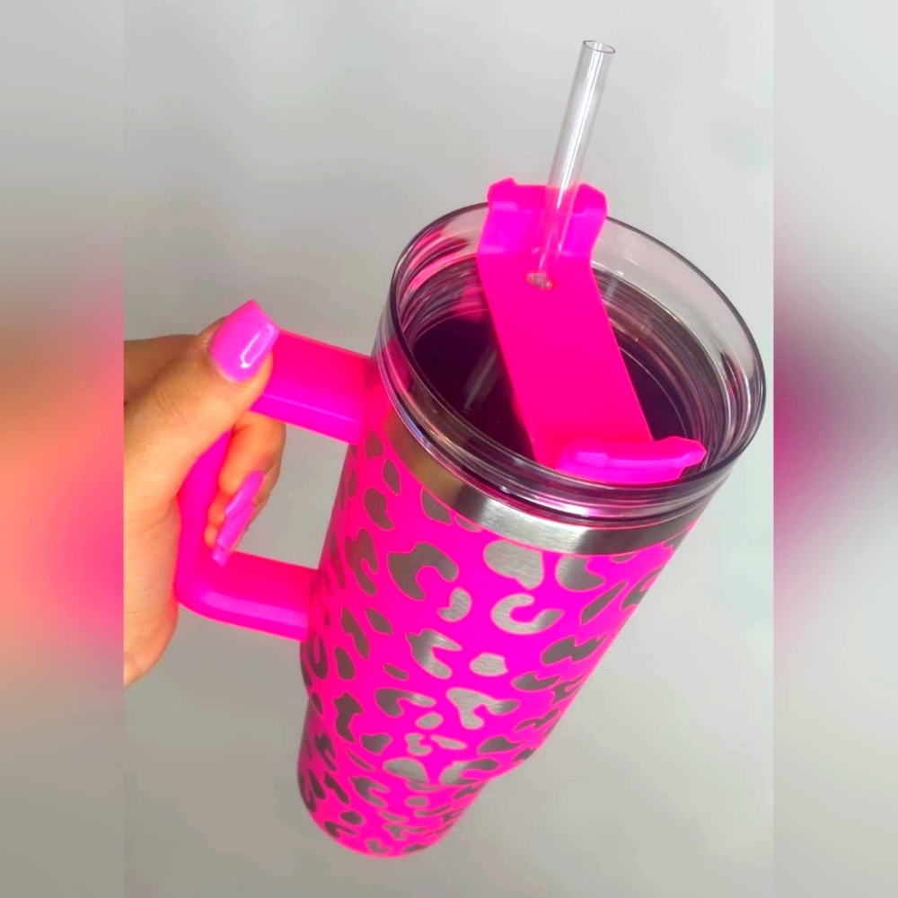 40oz tumbler with straws